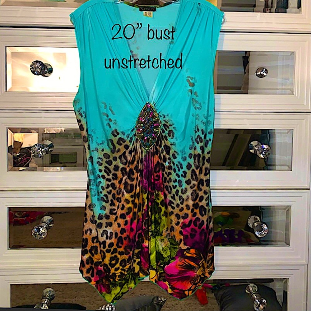 Venus spring/summer colorful top